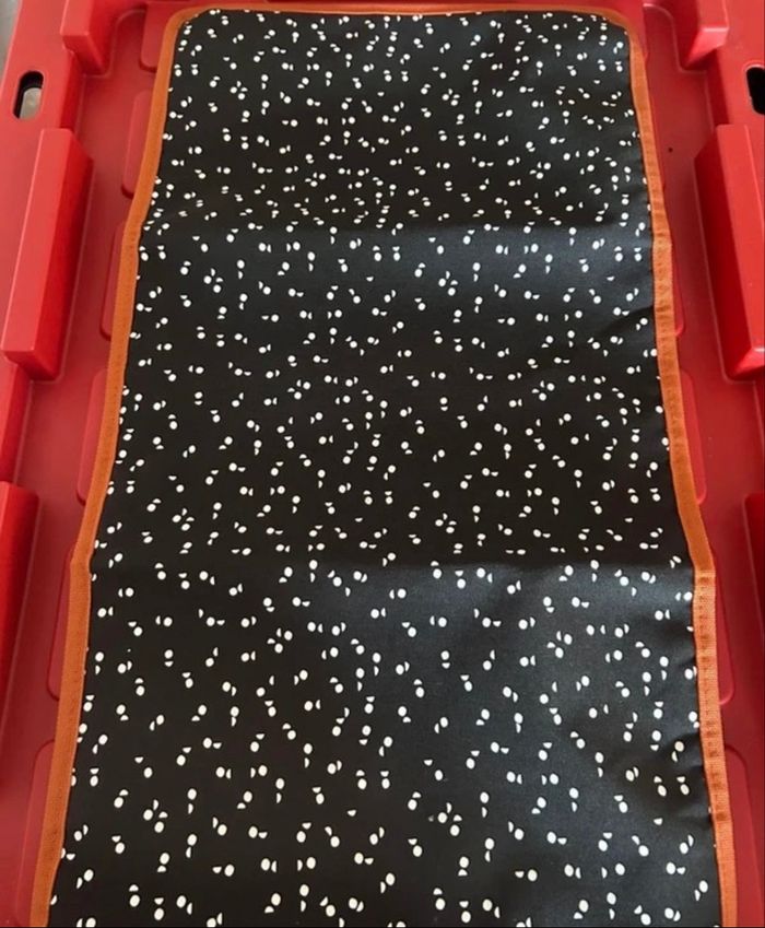 Sac à langer Badabulle neuf avec tapis à langer intégré - photo numéro 3