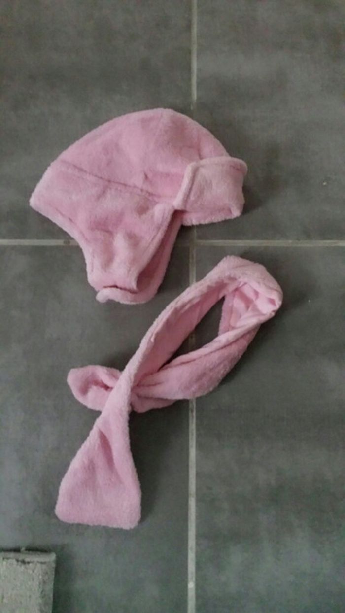 Ensemble bonnet écharpe comme neuf - photo numéro 2