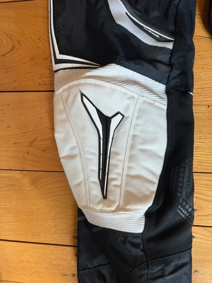 Pantalon de moto cross en très bon état taille 40 kenny - photo numéro 3