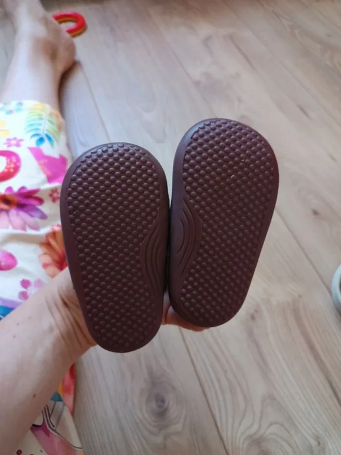 Chaussures bébé - photo numéro 3