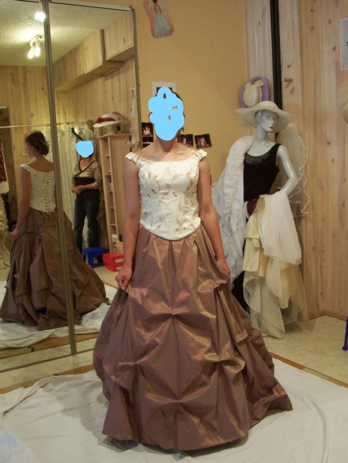 Robe de mariée Taille 40 (jupe et bustier) - photo numéro 8