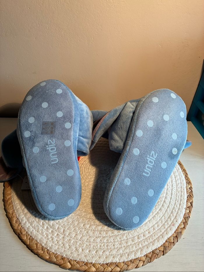 Chaussons Stitch Noël - photo numéro 5