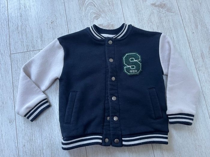 Veste marine crème à boutons  Kiabi  taille 3 ans