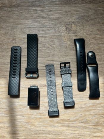 Montre Fitbit charge 4