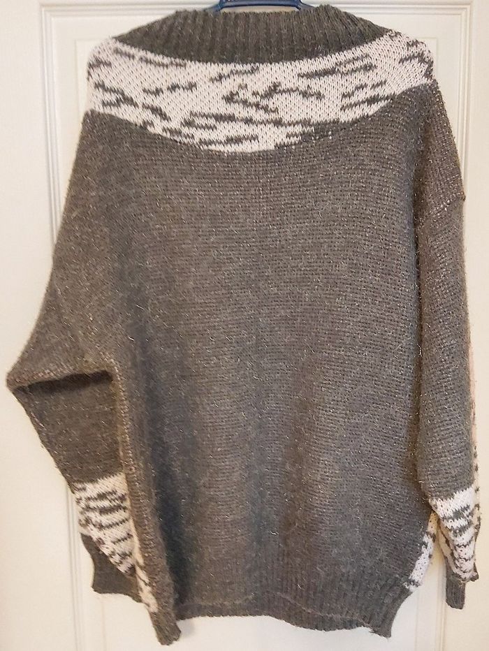 Pull col montant gris, rose et blanc T. 40 - photo numéro 2