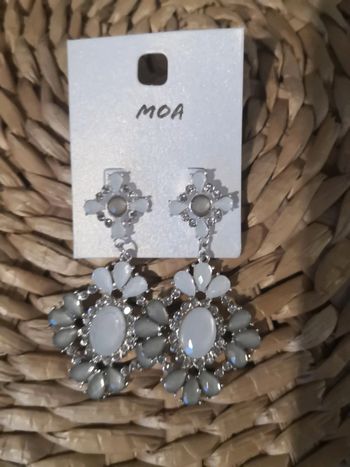 Boucles d'oreilles sans nickel neuves