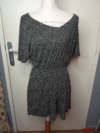 Jolie combishort taille 40