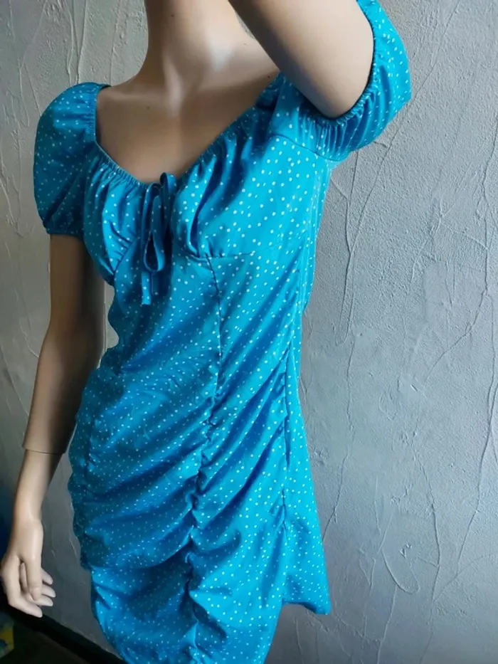 Robe courte bleue à pois Taille S - photo numéro 3