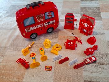 Boîte de jouets / Pompiers
