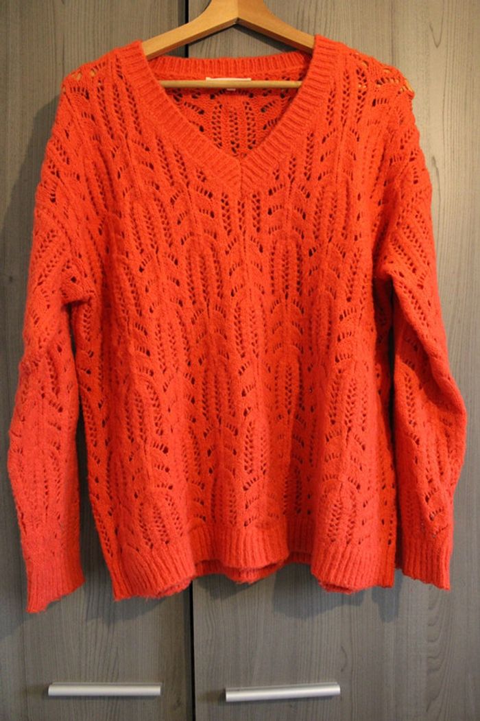 Pull rouge