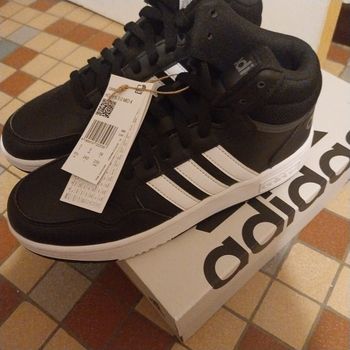 Adidas jamais porté Pointure 38