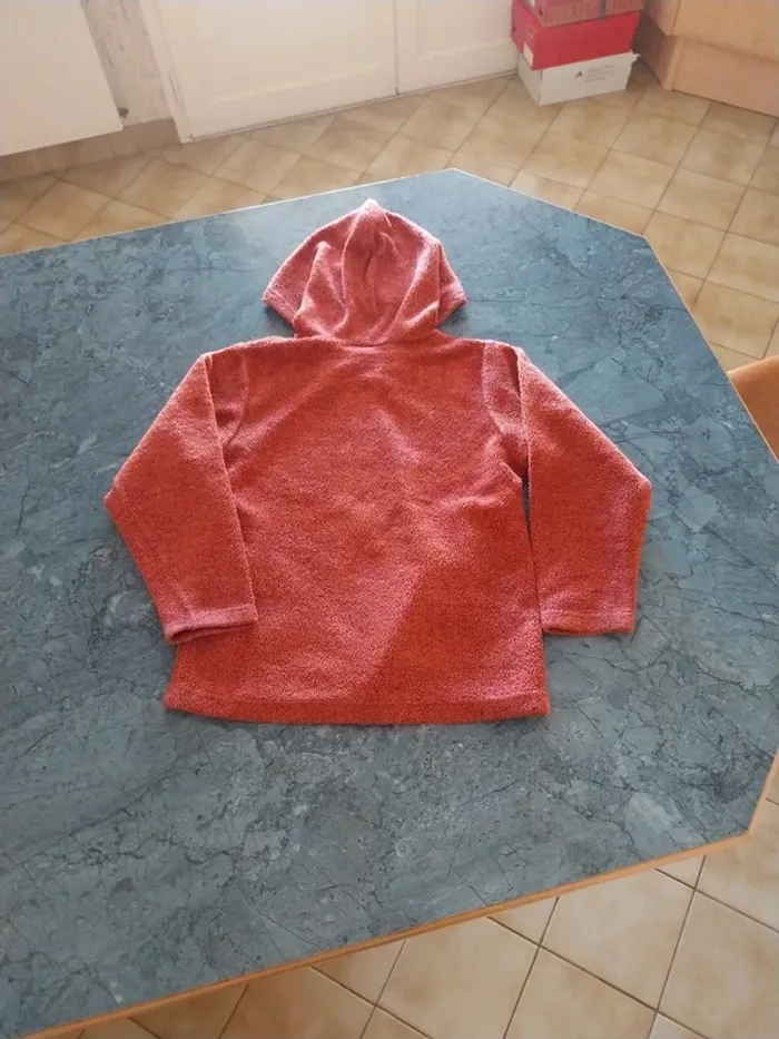 Veste à capuche T.8 ans - photo numéro 5