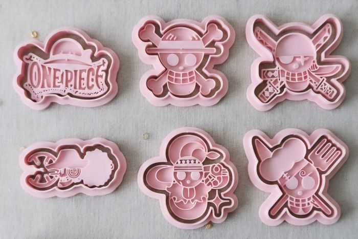 Lot 6 Emporte pièce one piece