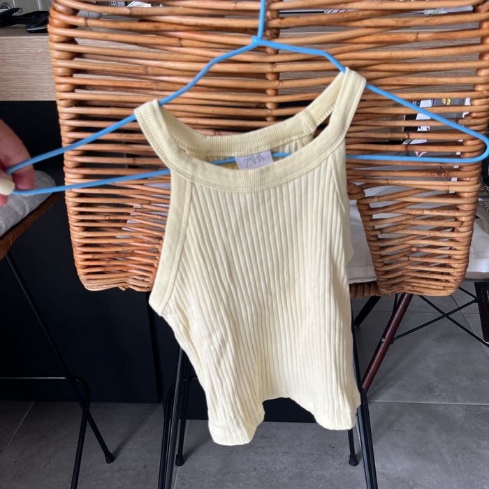 Débardeur jaune