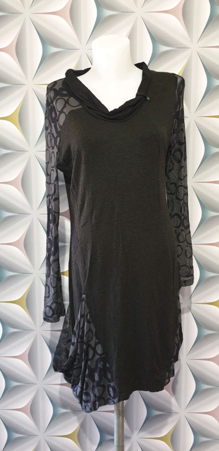 Robe Manche transparente