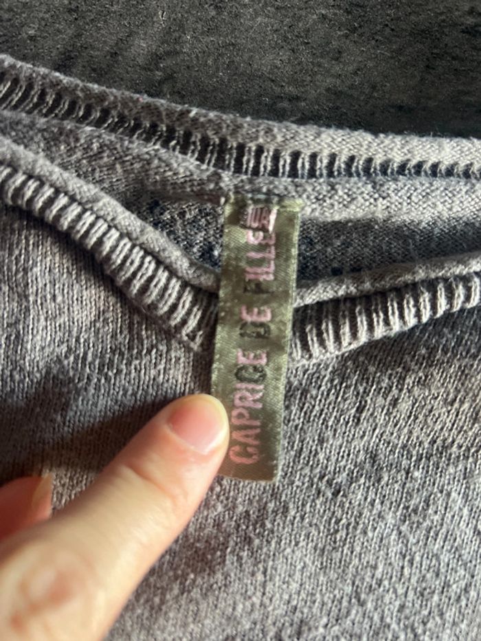 Pull gris - photo numéro 2