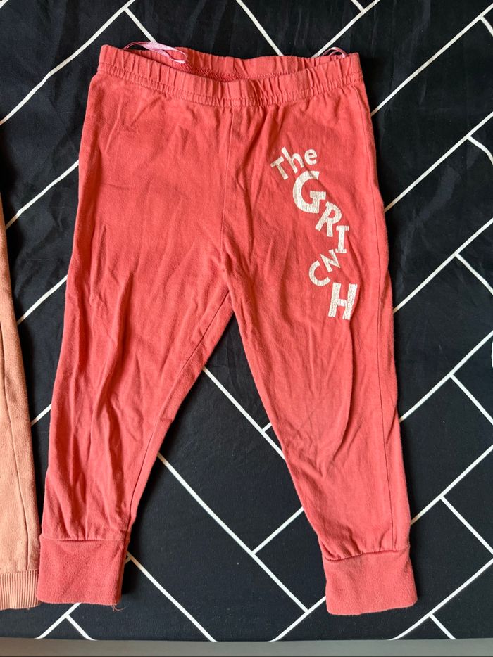 Lot garçon 23 mois – 2 pantalons + 1 haut manches longues 👶🏼 - photo numéro 3