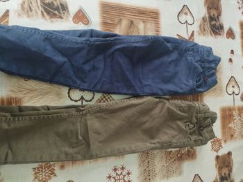 Lots de deux pantalons Sergent Majort. Taille  6 ans 