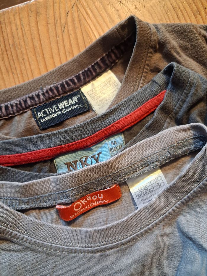 T.shirt garcon - 4 ans - Différentes Marques - photo numéro 2