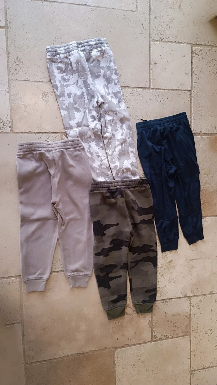 Lot jogging garçon 5/6 ans - photo numéro 2