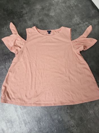 Top fille 12 ans kiabi très bon état