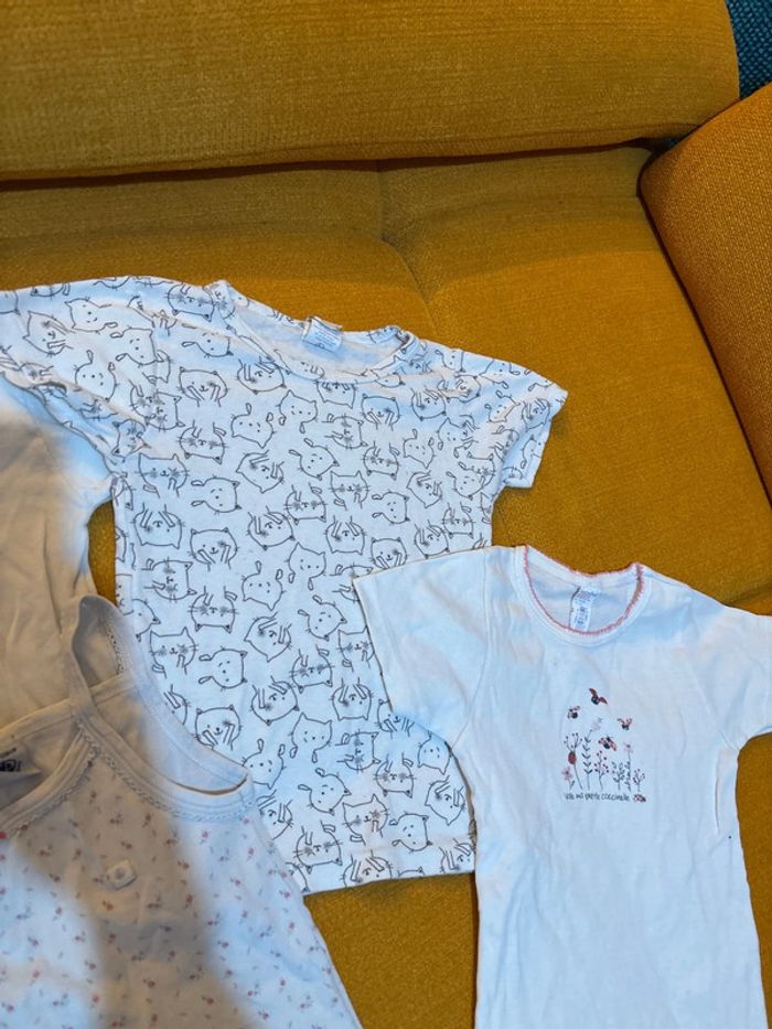 Lot de 4 tee shirts 6 ans - photo numéro 4