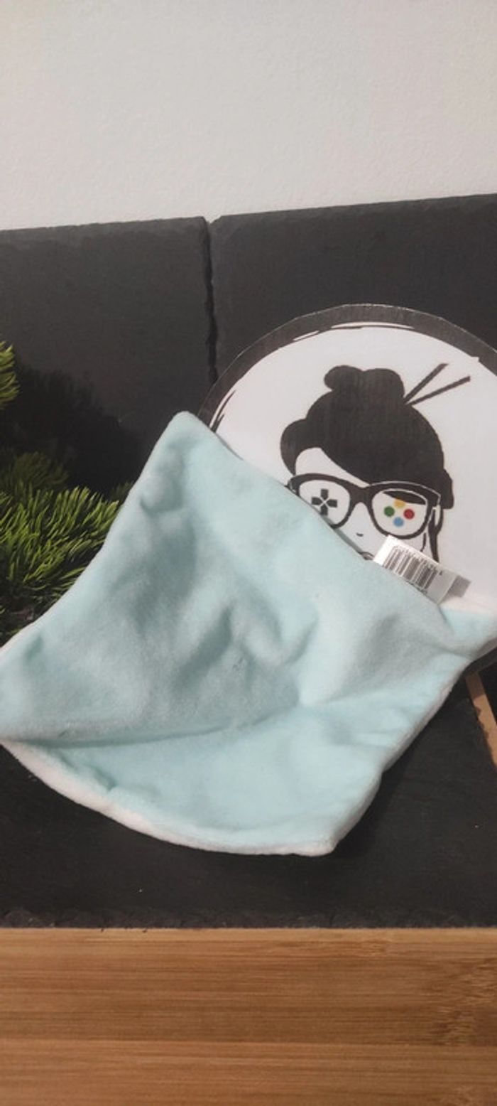 doudou ours tom & Zoé gris bleu vert blanc étoiles carré plat Turquoise Petit - photo numéro 2