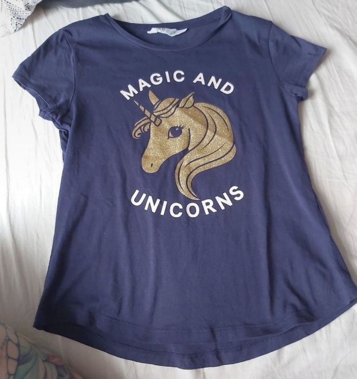Tshirt taille 146/152cm 11/12ans h&m