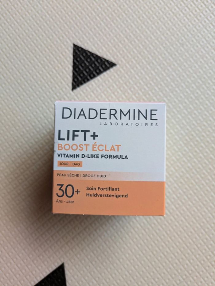 Crème Diadermine lift + boost éclat - photo numéro 2