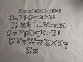 Alphabet transparent et noir
