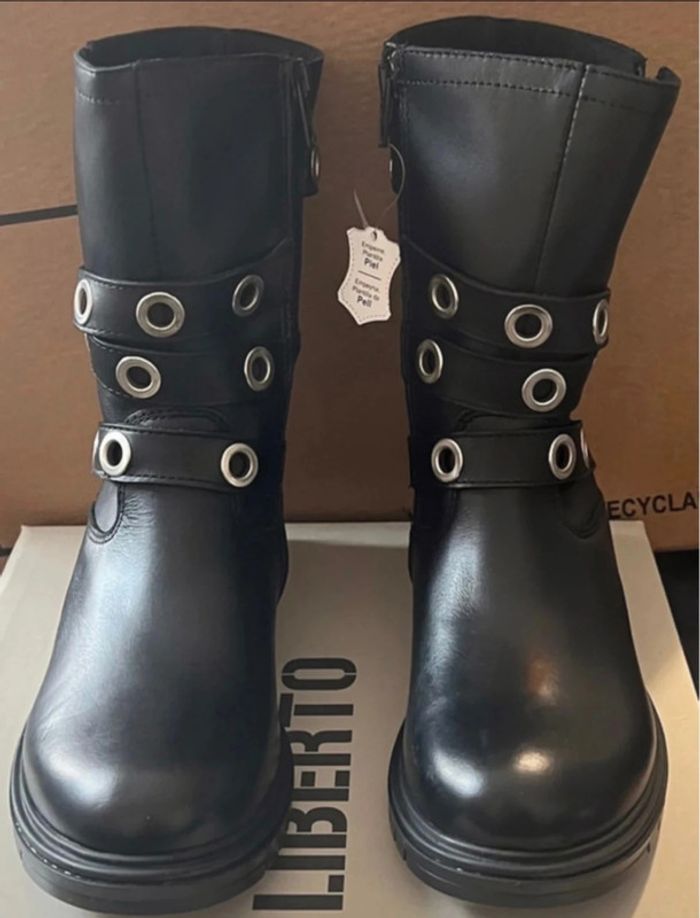 Bottines en cuir pointure 39 marque liberto noir neuves - photo numéro 2