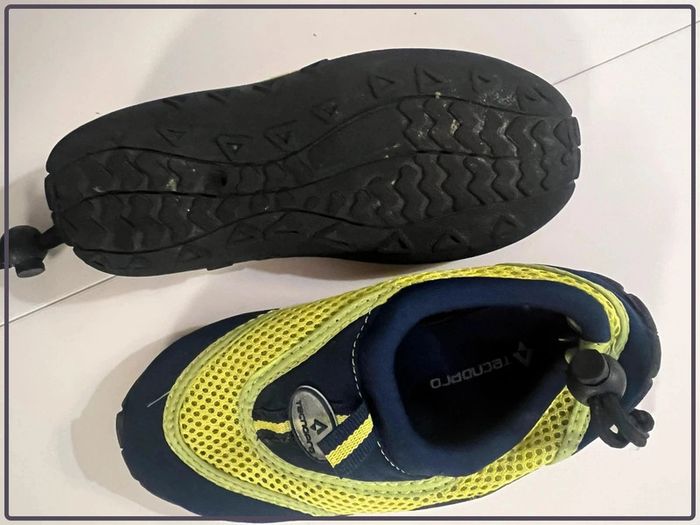 Chaussons d eau enfant taille 29 surf plage chaussures activités nautiques - photo numéro 4