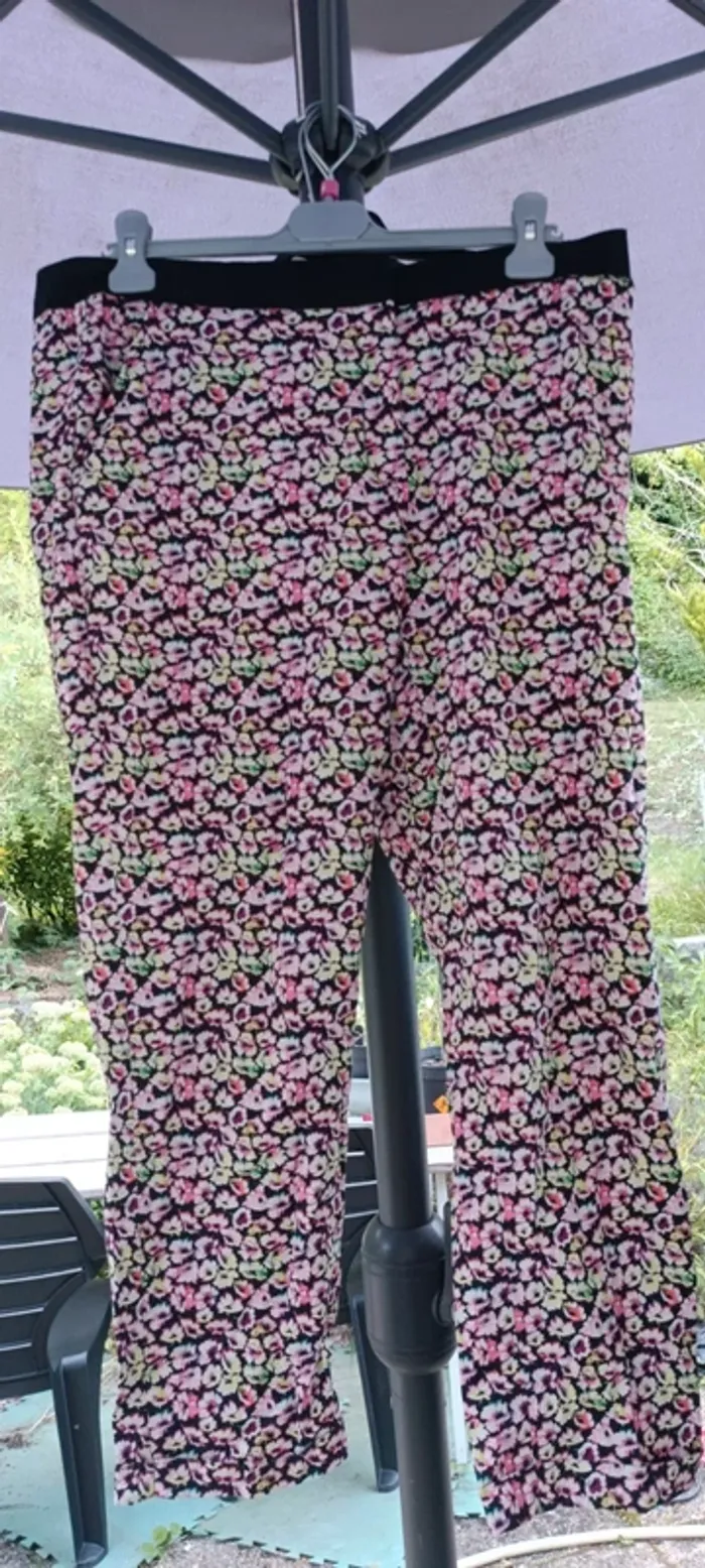 Pantalon fleuri