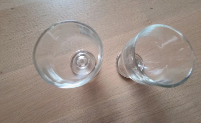 Lot de 2 petits verres à pied liqueur - photo numéro 3