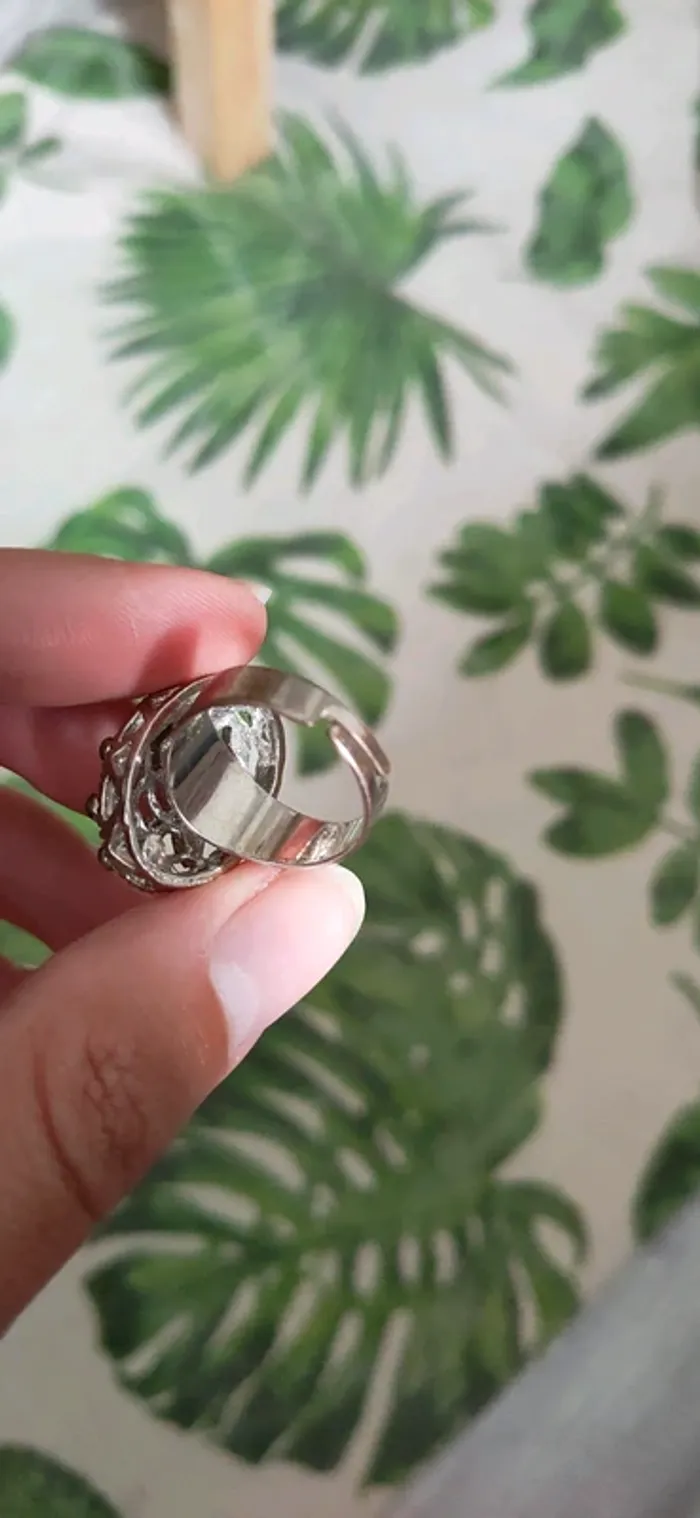 Bague perles bleues m, en très bon état - photo numéro 3