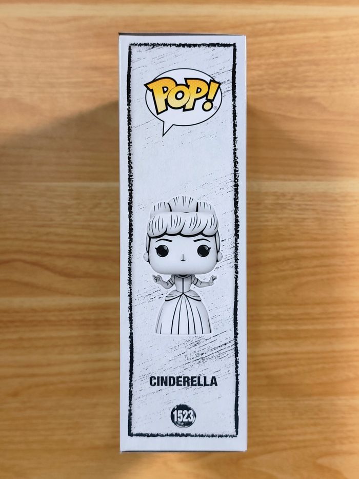 Funko Pop! Cinderella (Cendrillon) #1523 - Disney Sketch Series - photo numéro 4