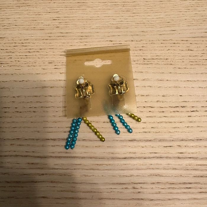 Boucles d’oreilles à clips fleurs • neuves 🌿 - photo numéro 2