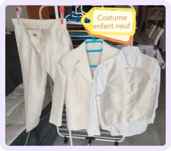 Costume enfant garçon complet – neuf