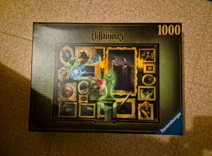 Puzzle disney vilainous " Maléfique " 1000 pièces - photo numéro 2