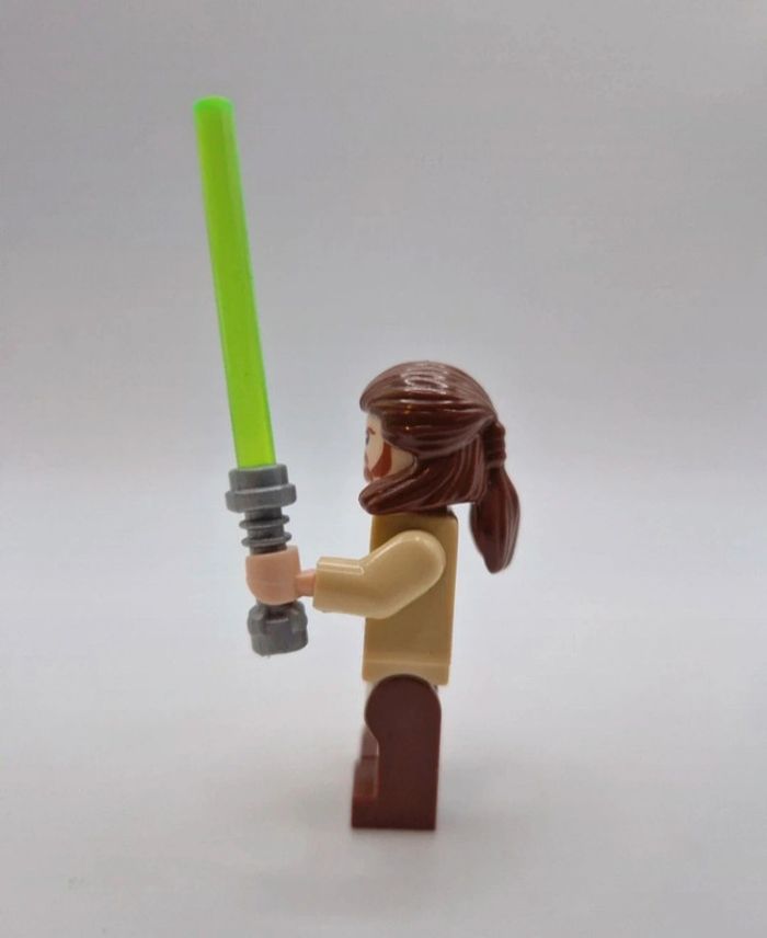 Figurine type lego Jedi Qui Gon Jinn star wars - photo numéro 2
