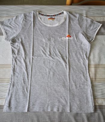 Tee-shirt