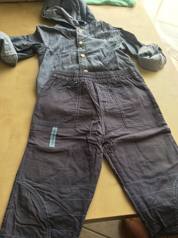 Ensemble c et à et drôle de petites bêtes