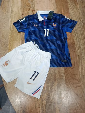 Kit 8 ans Équipe de France Coupe du Monde 2026 Olise 11