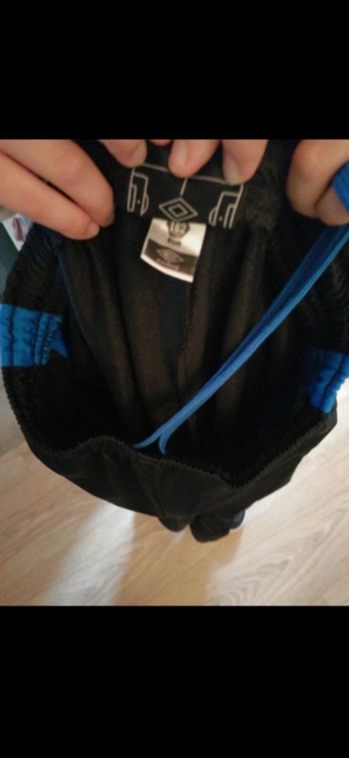 Ensemble sport Umbro 14 ans - photo numéro 5