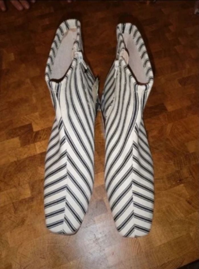 Bottines neuves a rayures monoprix