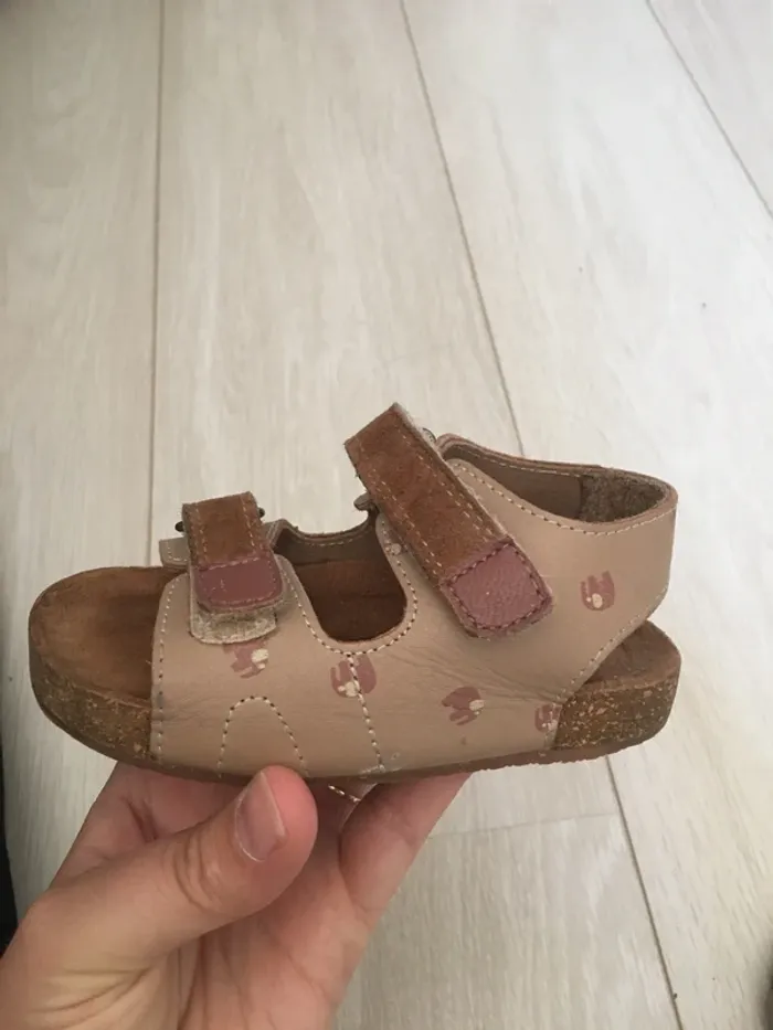 Sandales beiges vertbaudet T.21 - photo numéro 10