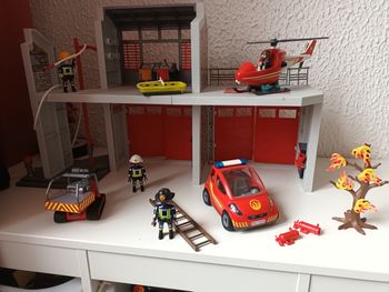 Caserne playmobil