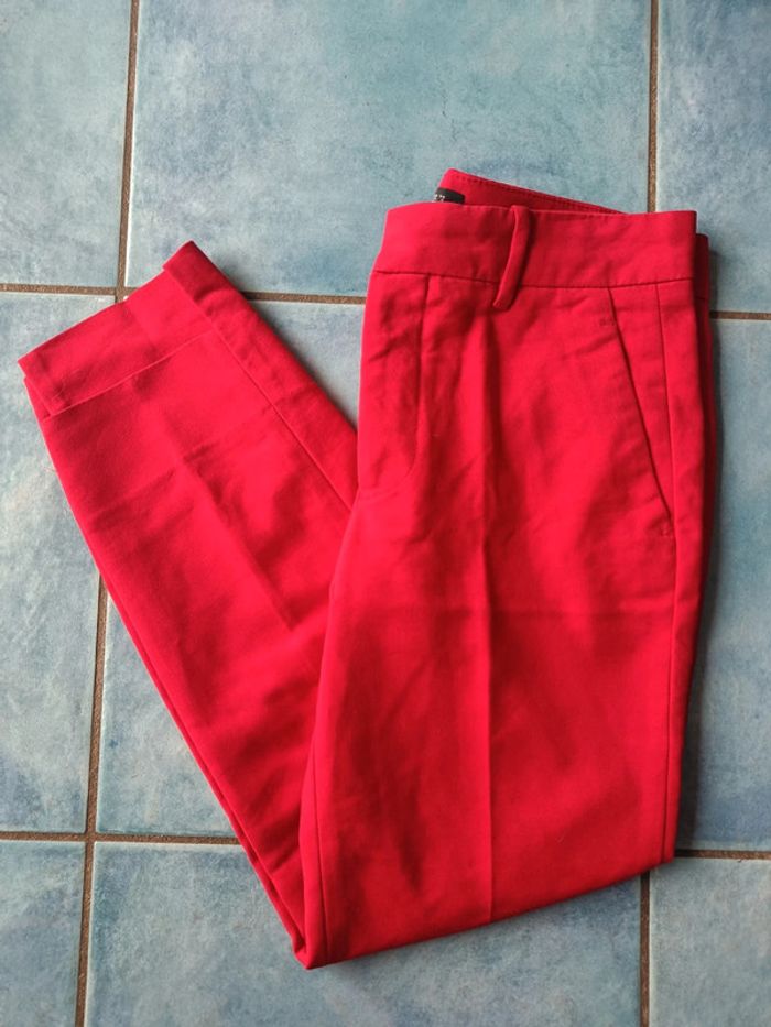 Pantalon tailleurs rouge Zara
