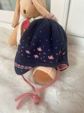 Bonnet neuf jamais porté 