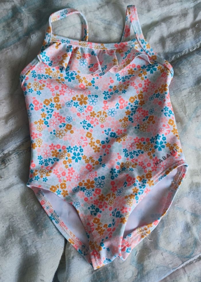 Maillot de bain bébé fille 12M